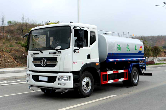 怎樣排除灑水車(chē)柴油機(jī)過(guò)早、過(guò)遲的噴油現(xiàn)象？